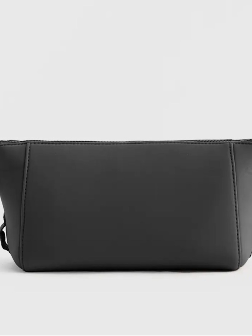 Quince All-Day Neoprene
Toiletry Bag
